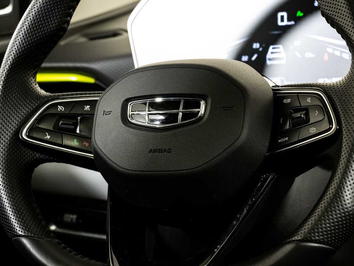 Geely Coolray 2023 года с пробегом. Фото: #9