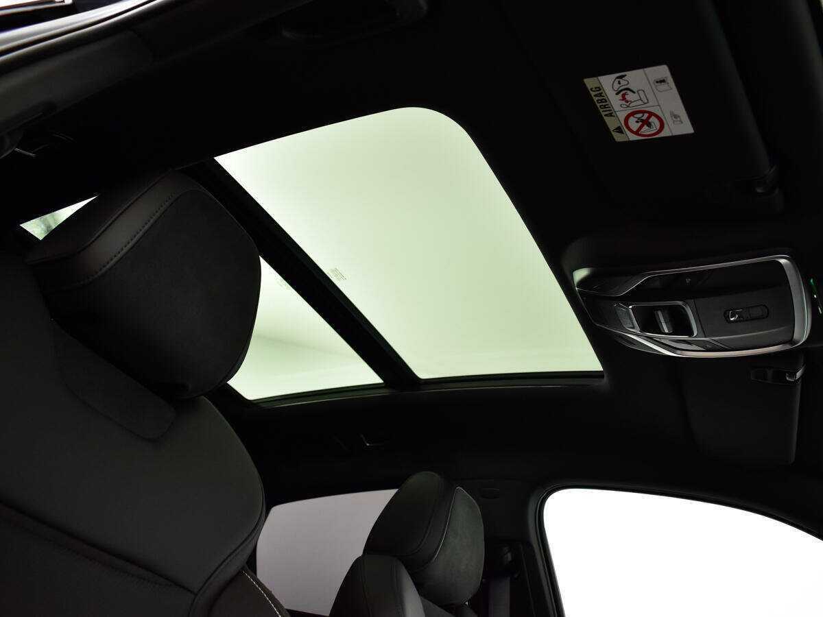 Geely Tugella 2023 года с пробегом. Фото: #10