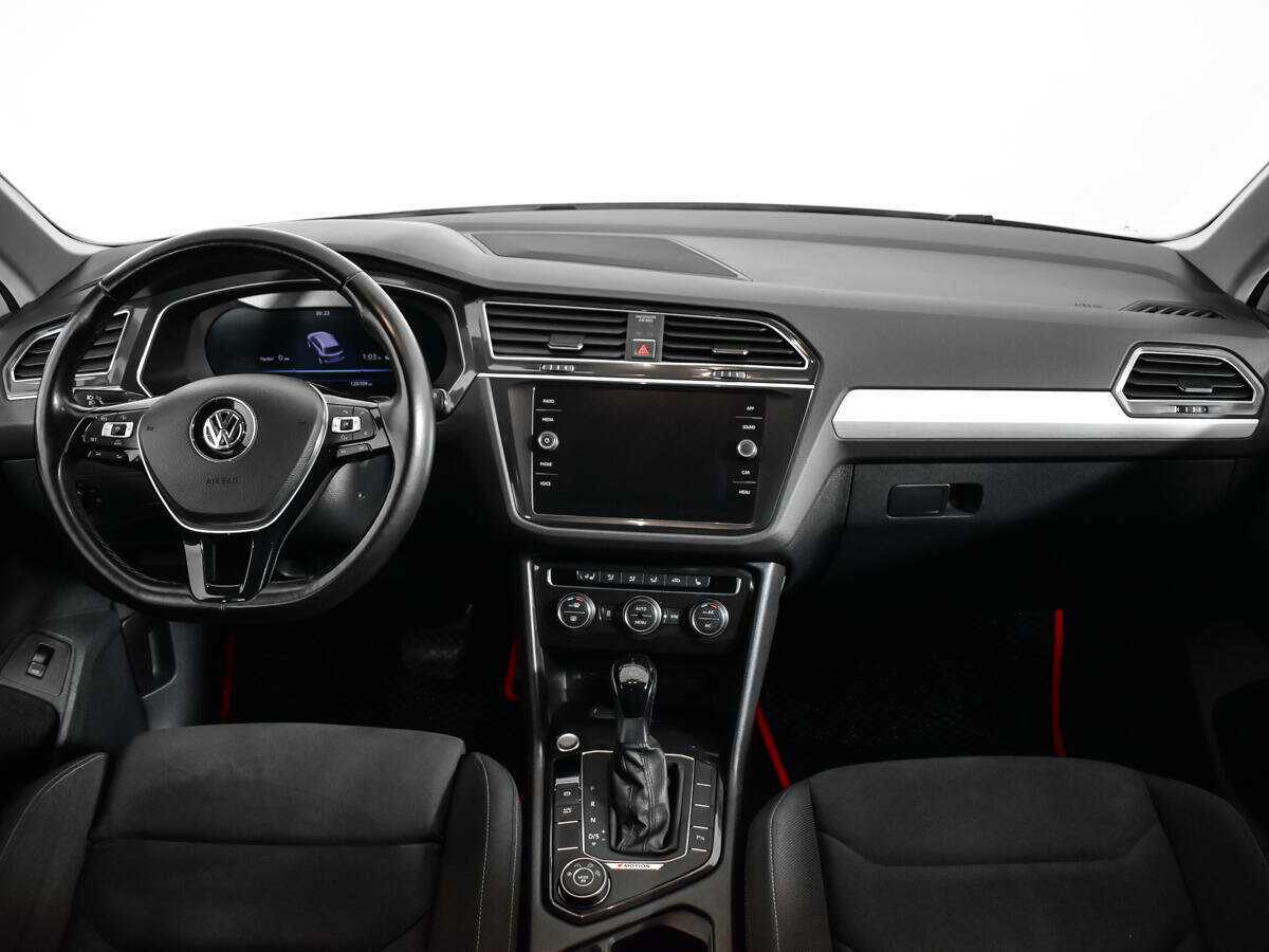 Volkswagen Tiguan 2018 года с пробегом. Фото: #11