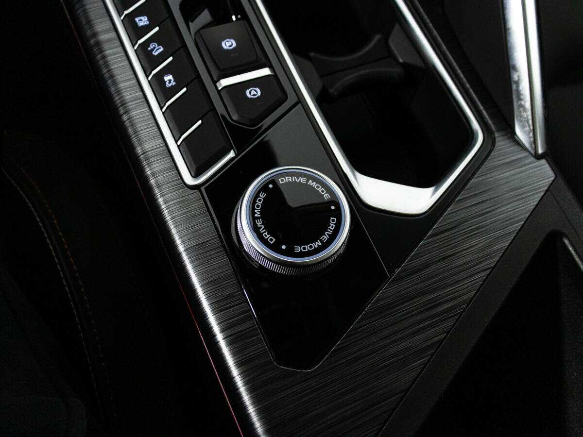 Geely Tugella 2022 года с пробегом. Фото: #19