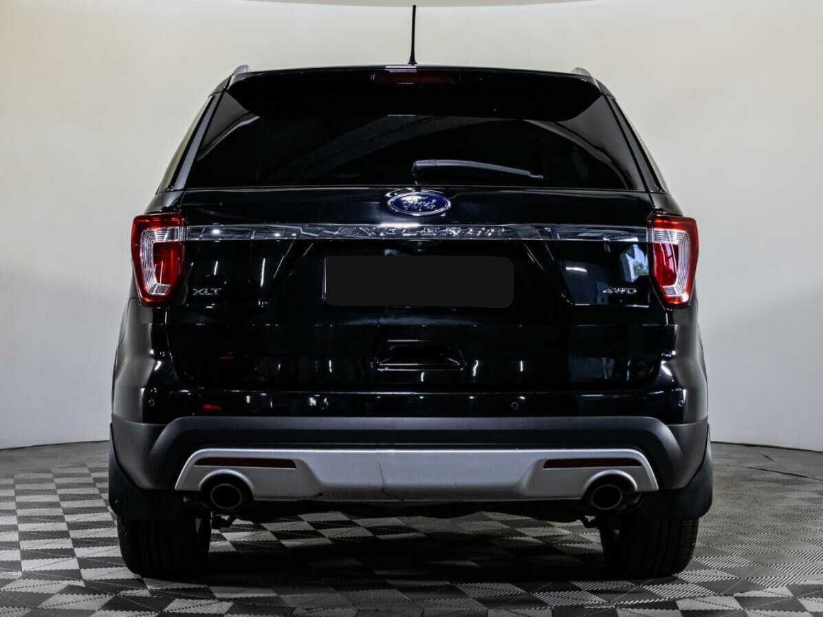 Ford Explorer 2017 года с пробегом. Фото: #4