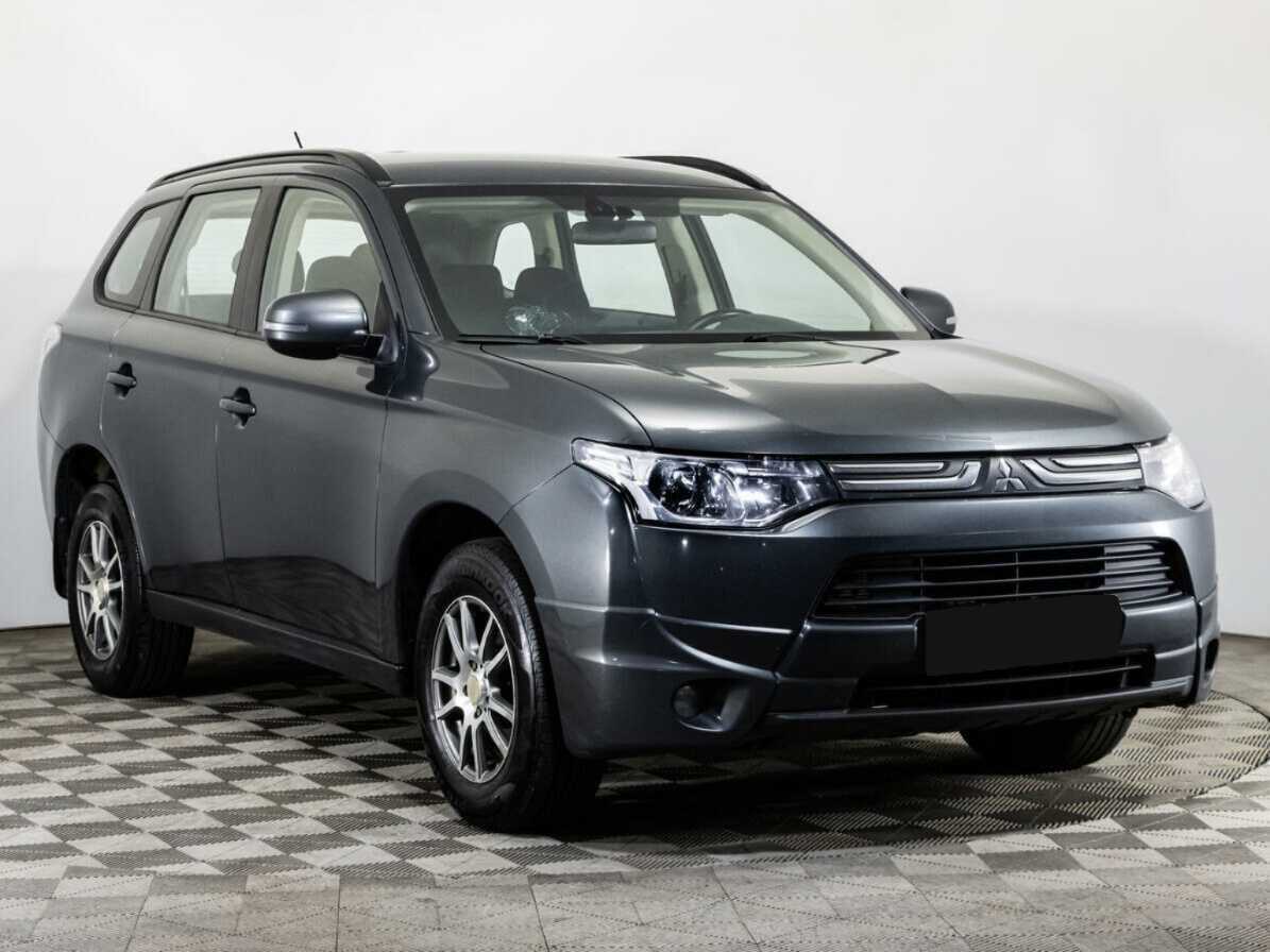 Mitsubishi Outlander 2014 года с пробегом. Фото: #2