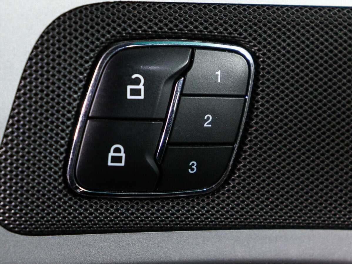 Ford Explorer 2013 года с пробегом. Фото: #17