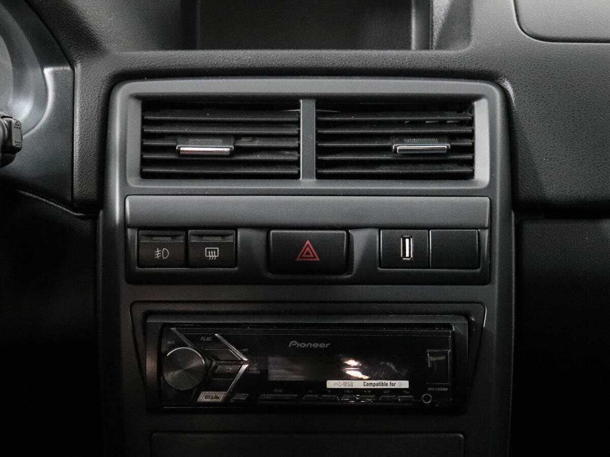 Lada (ВАЗ) Priora 2017 года с пробегом. Фото: #10