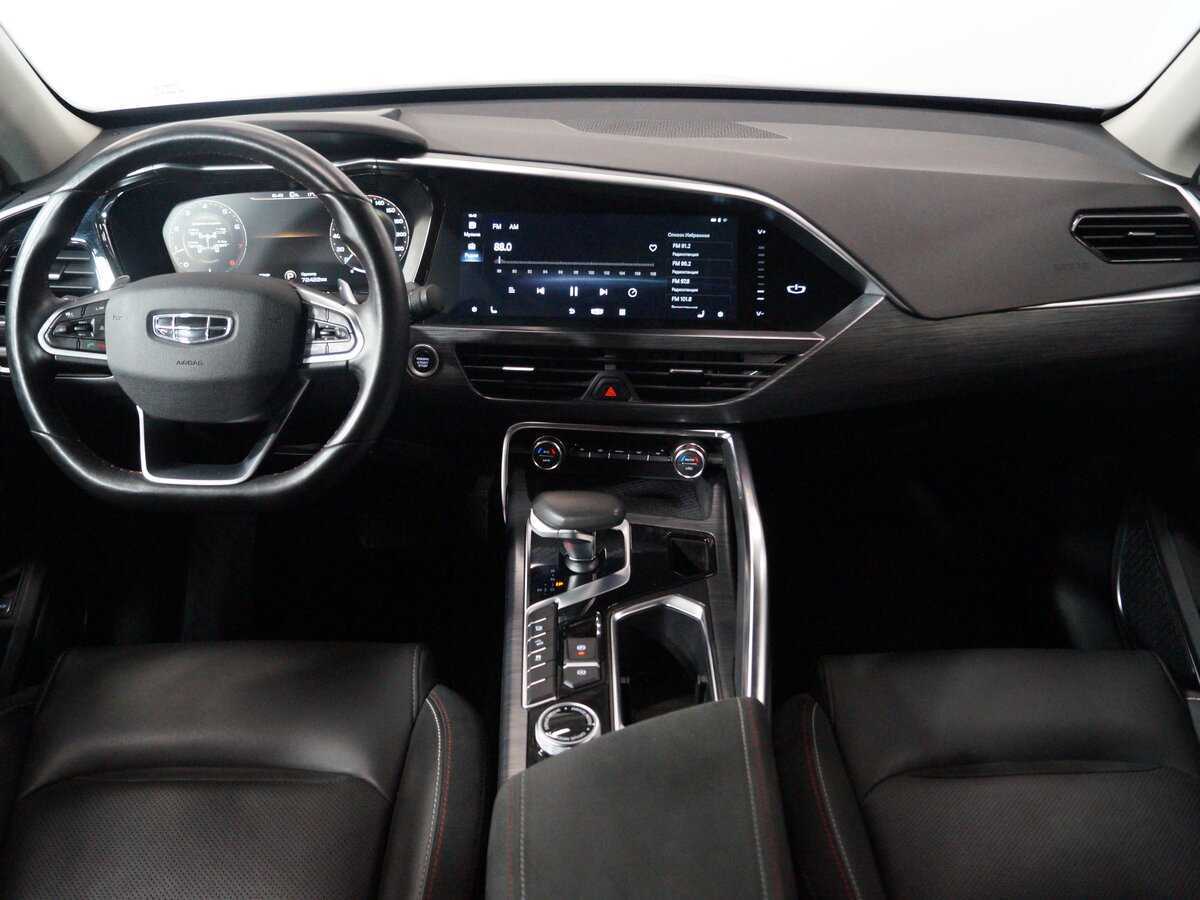 Geely Tugella 2021 года с пробегом. Фото: #10