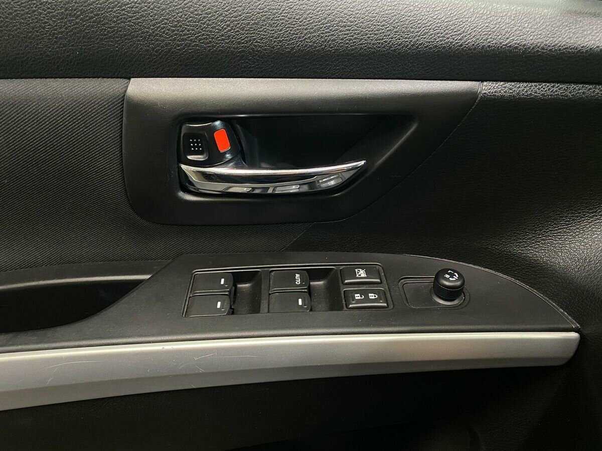 Suzuki SX4 2014 года с пробегом. Фото: #15