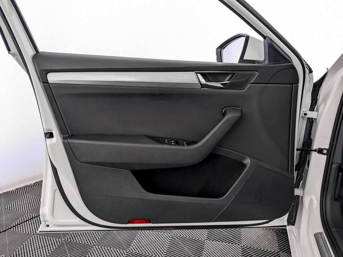 Skoda Superb 2021 года с пробегом. Фото: #13