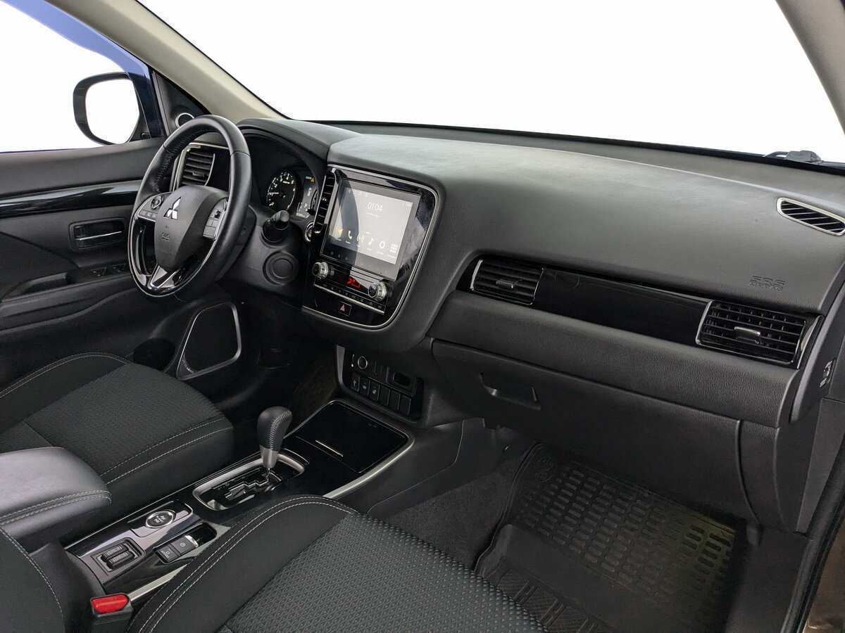 Mitsubishi Outlander 2022 года с пробегом. Фото: #13