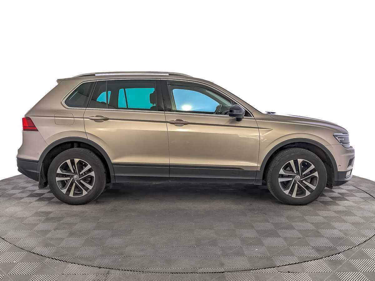 Volkswagen Tiguan 2019 года с пробегом. Фото: #3