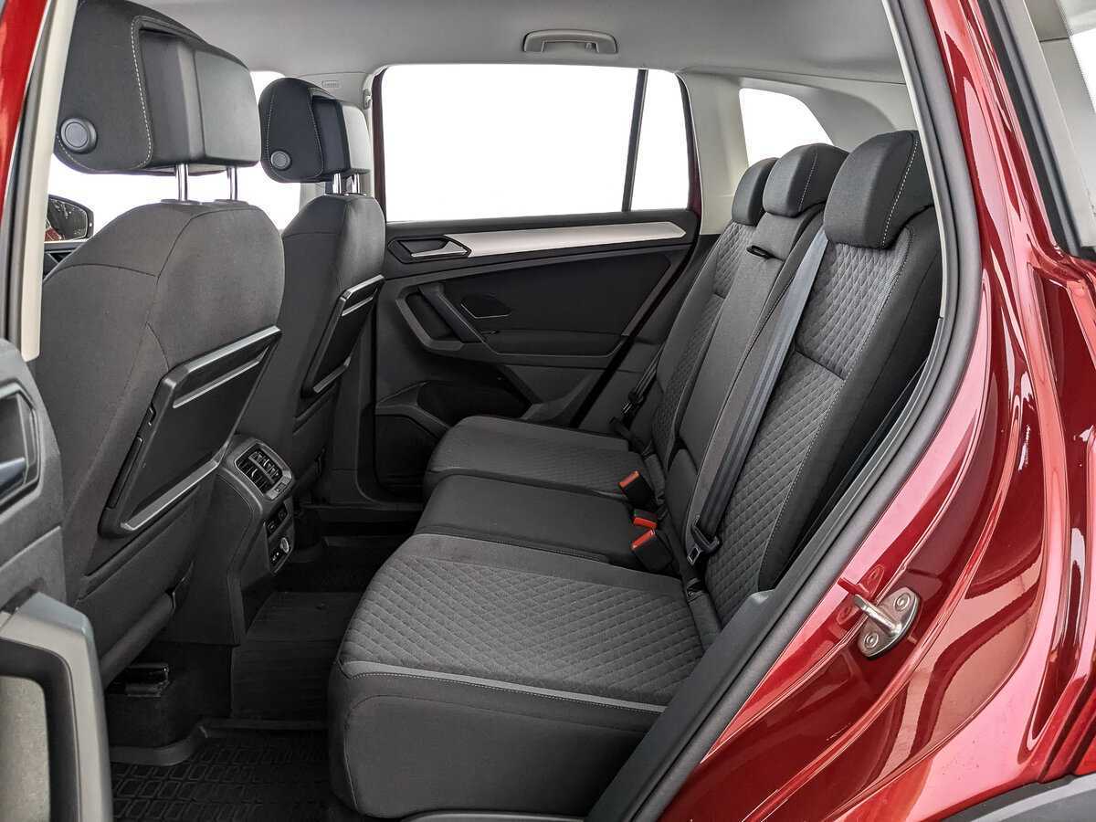 Volkswagen Tiguan 2020 года с пробегом. Фото: #13