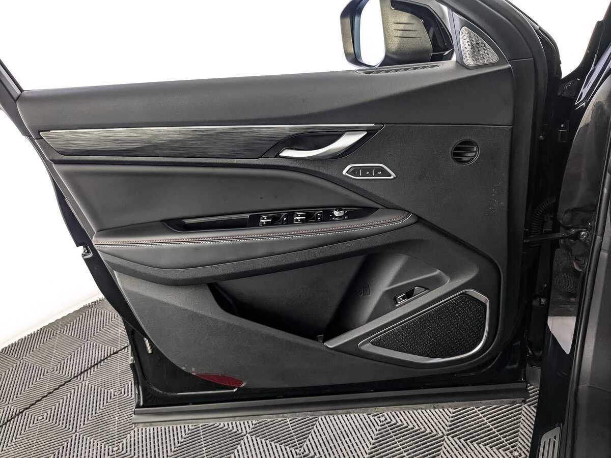 Geely Tugella 2021 года с пробегом. Фото: #14