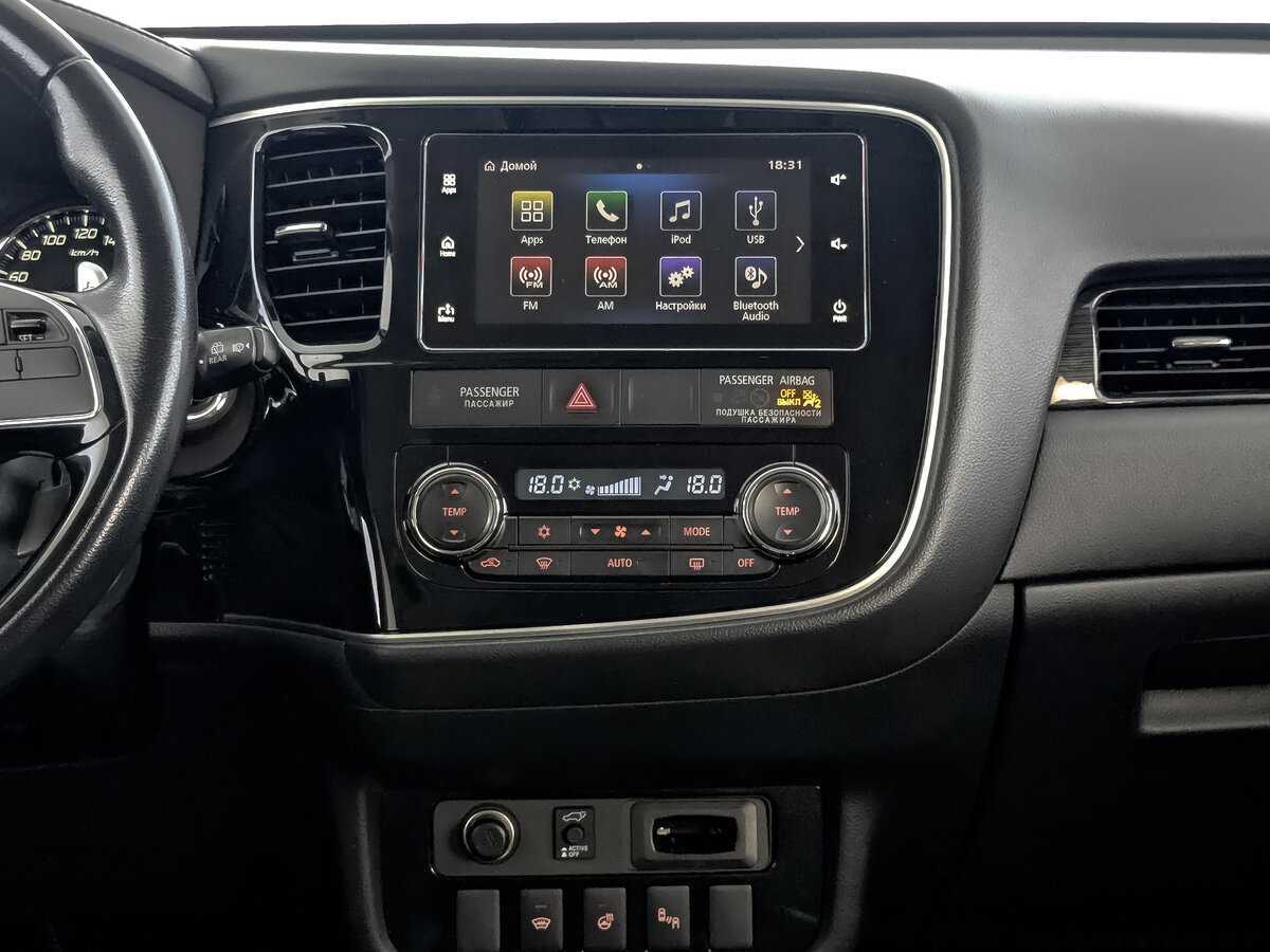 Mitsubishi Outlander 2017 года с пробегом. Фото: #11