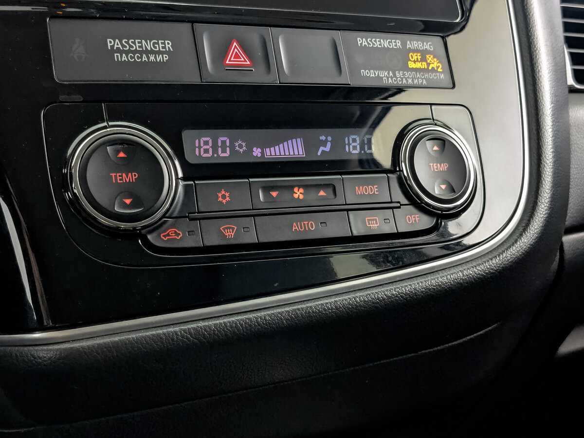 Mitsubishi Outlander 2017 года с пробегом. Фото: #20