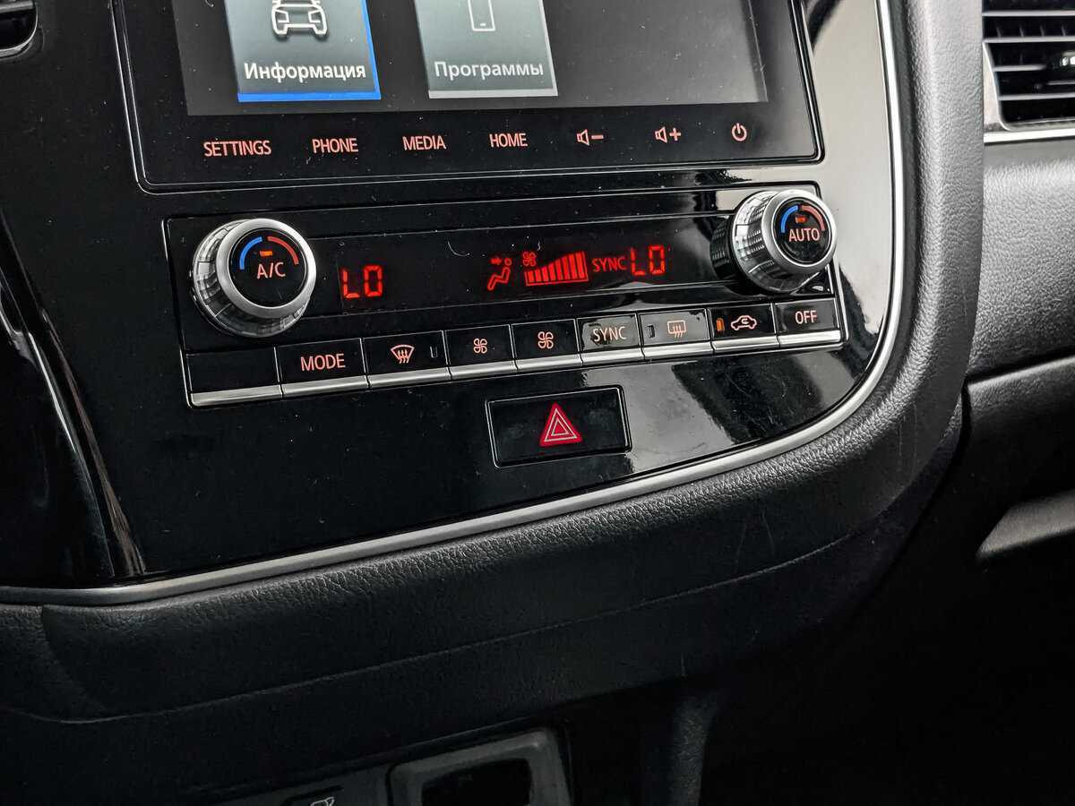 Mitsubishi Outlander 2021 года с пробегом. Фото: #20