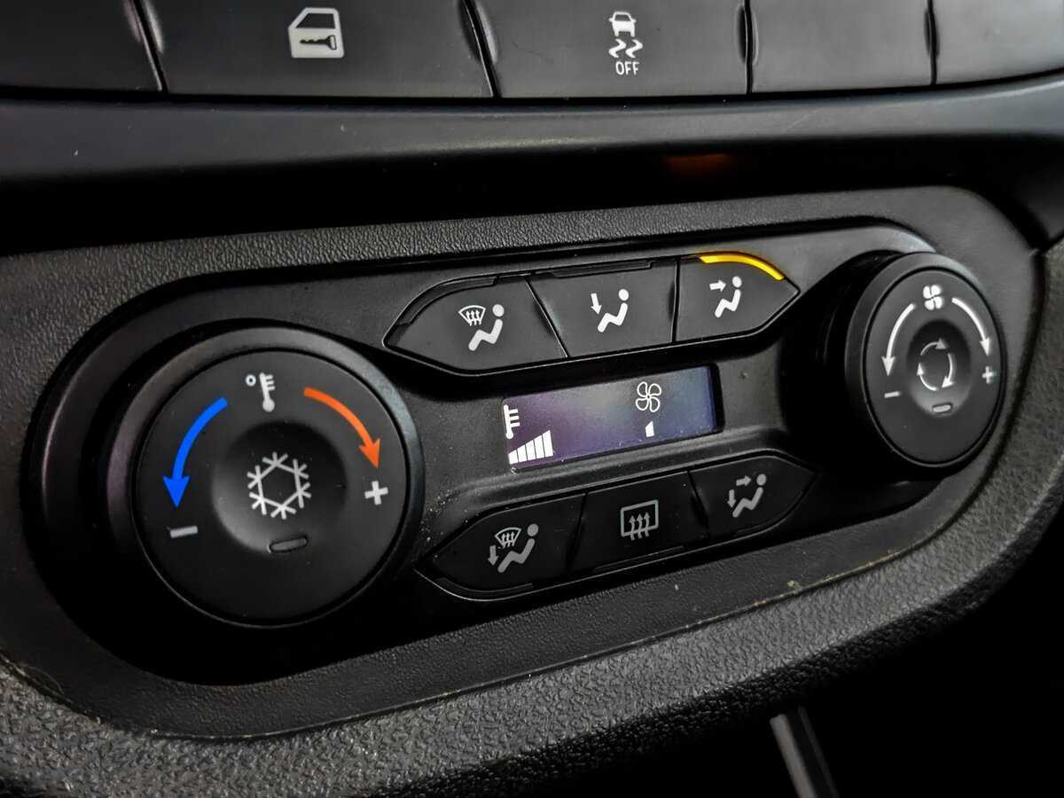 Б/У Лада (ВАЗ) Веста 2016 года. Фото: #20