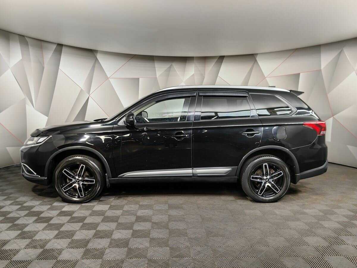 Mitsubishi Outlander 2019 года с пробегом. Фото: #4