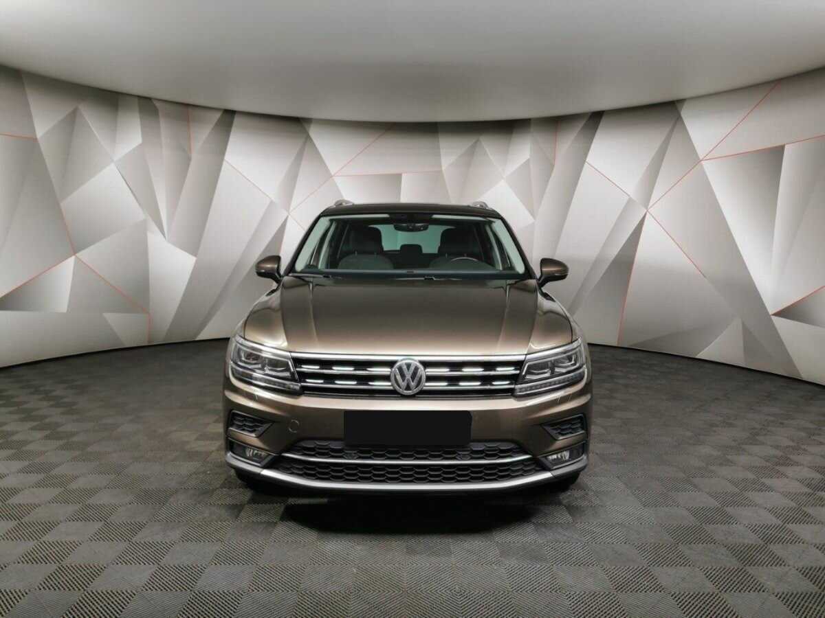 Volkswagen Tiguan 2018 года с пробегом. Фото: #6