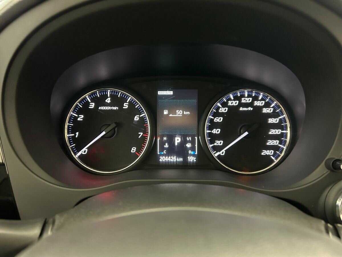 Mitsubishi Outlander 2015 года с пробегом. Фото: #9