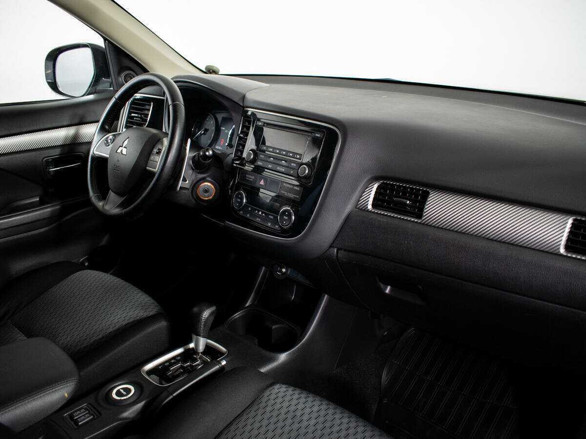 Mitsubishi Outlander 2012 года с пробегом. Фото: #5