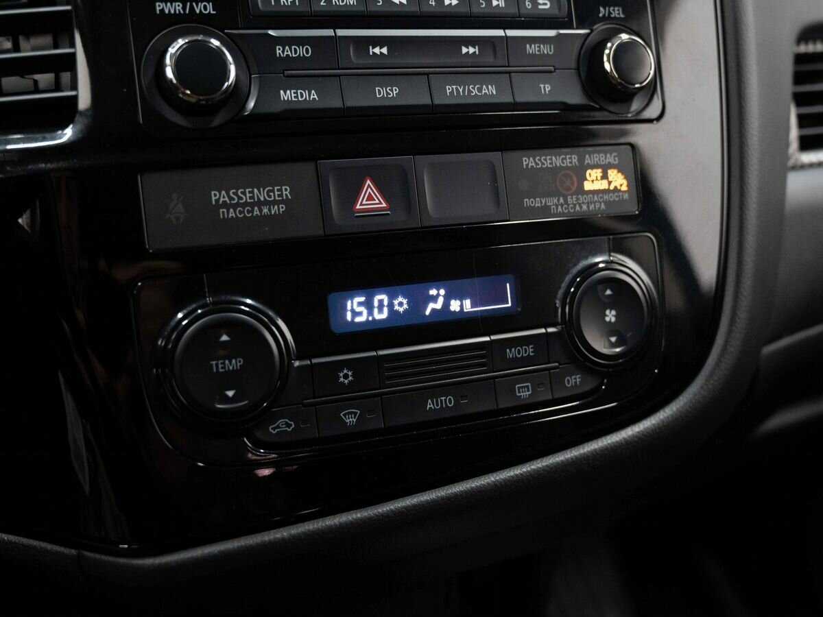 Mitsubishi Outlander 2018 года с пробегом. Фото: #16