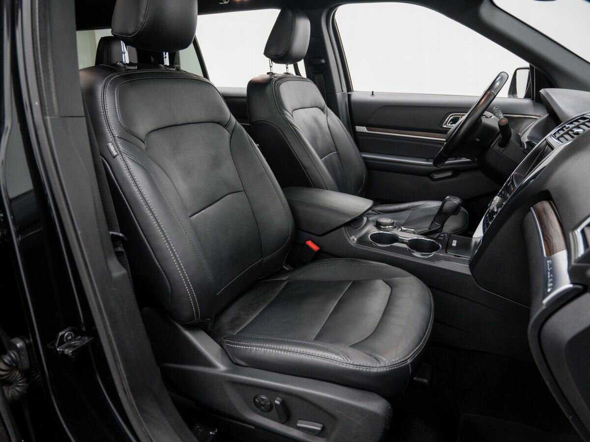 Ford Explorer 2018 года с пробегом. Фото: #7
