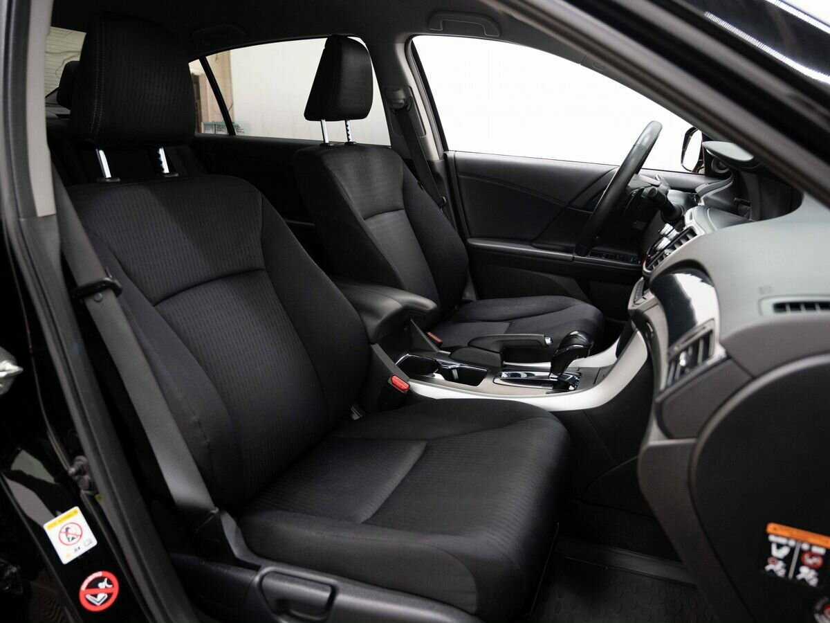 Honda Accord 2013 года с пробегом. Фото: #11