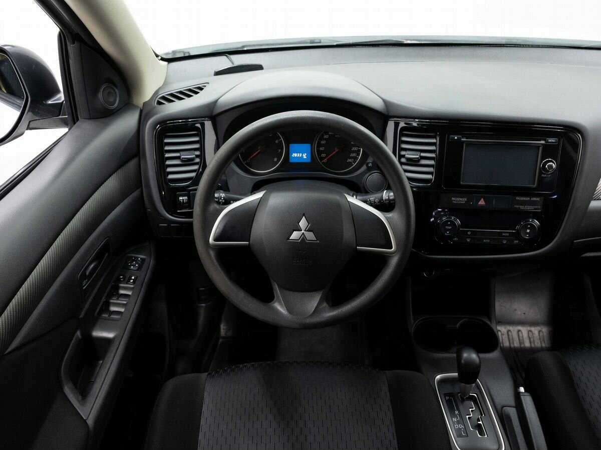 Mitsubishi Outlander 2014 года с пробегом. Фото: #13