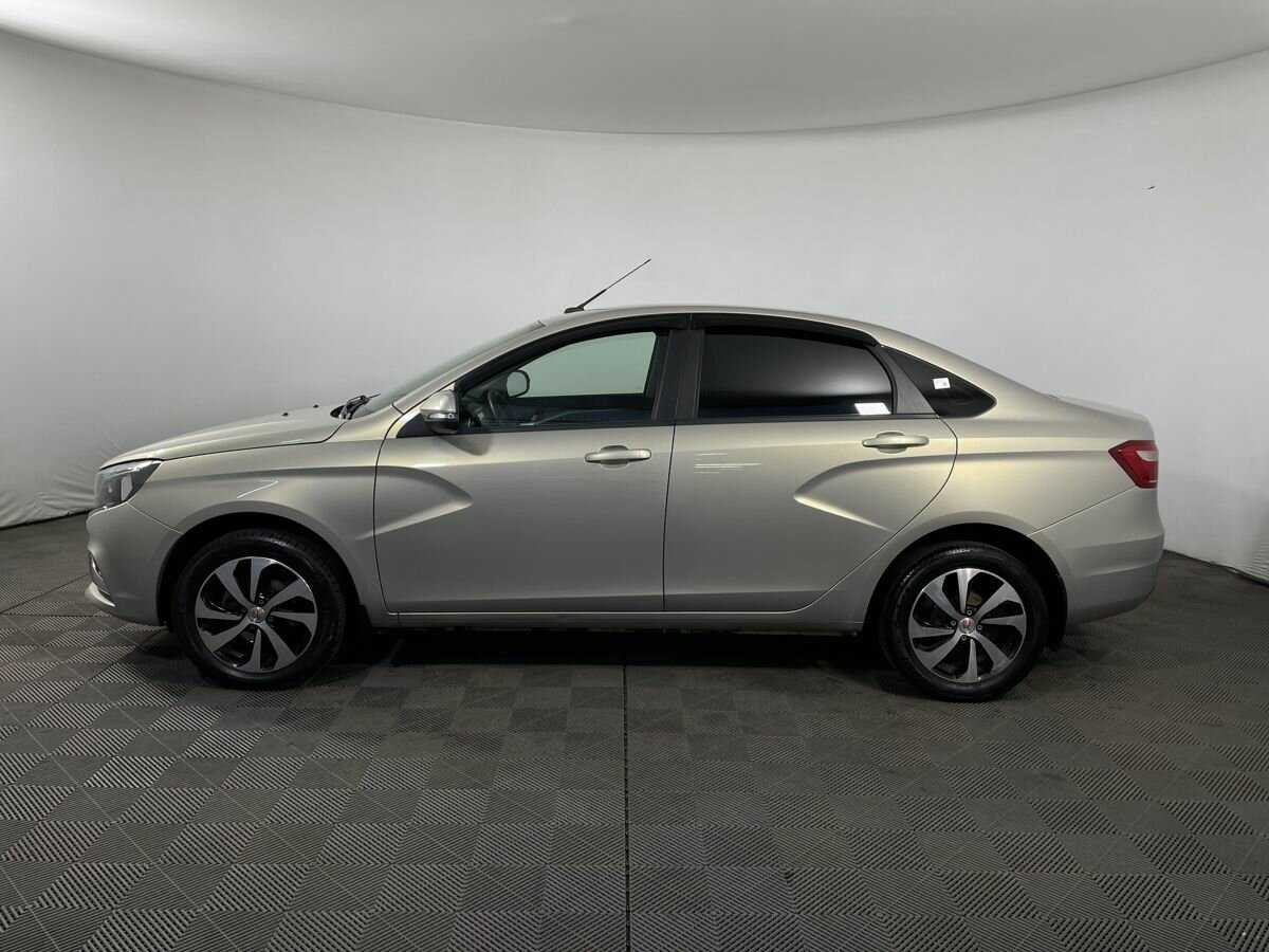 Б/У Лада (ВАЗ) Веста 2018 года. Фото: #4