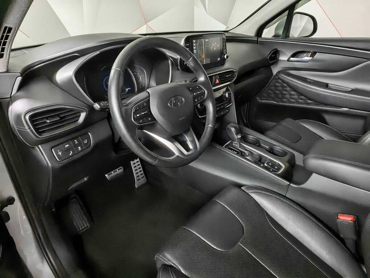 Hyundai Santa Fe 2019 года с пробегом. Фото: #13