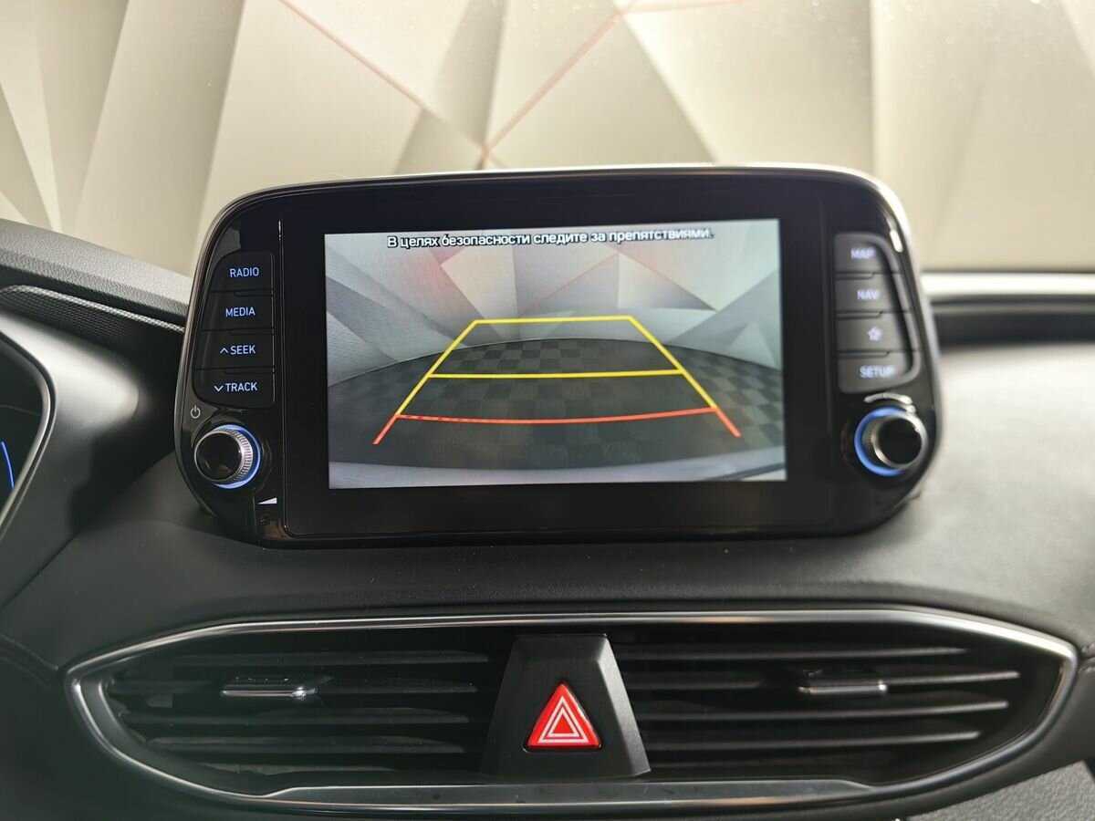 Hyundai Santa Fe 2019 года с пробегом. Фото: #16