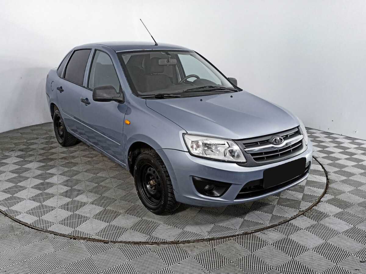 Б/У Лада (ВАЗ) Гранта 2015 года. Фото: #2