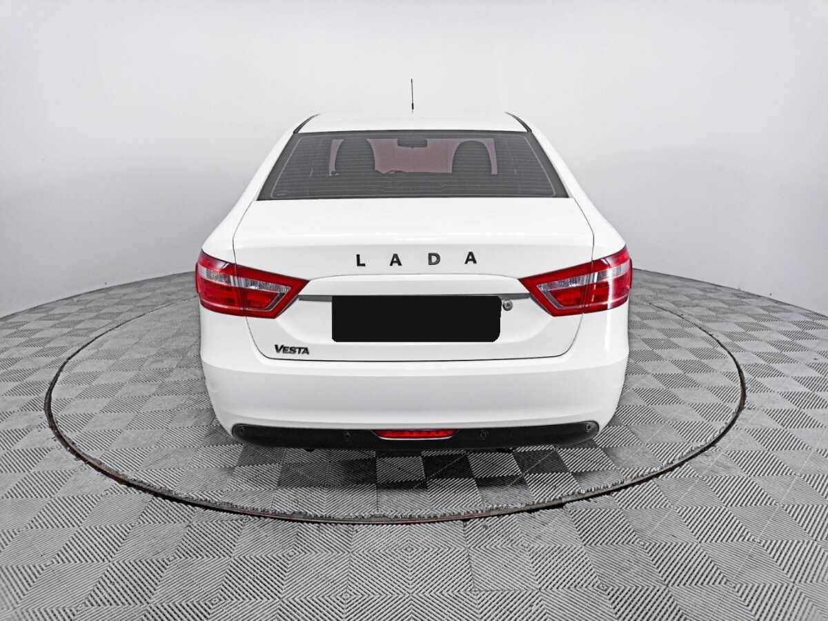 Б/У Лада (ВАЗ) Веста 2017 года. Фото: #5