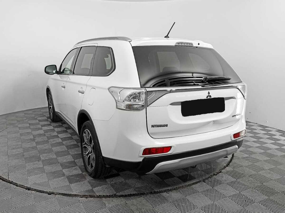 Mitsubishi Outlander 2014 года с пробегом. Фото: #5