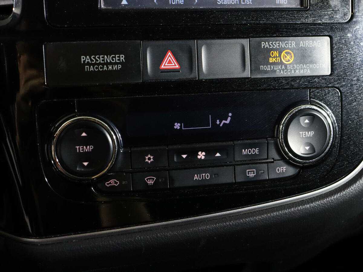 Mitsubishi Outlander 2013 года с пробегом. Фото: #19