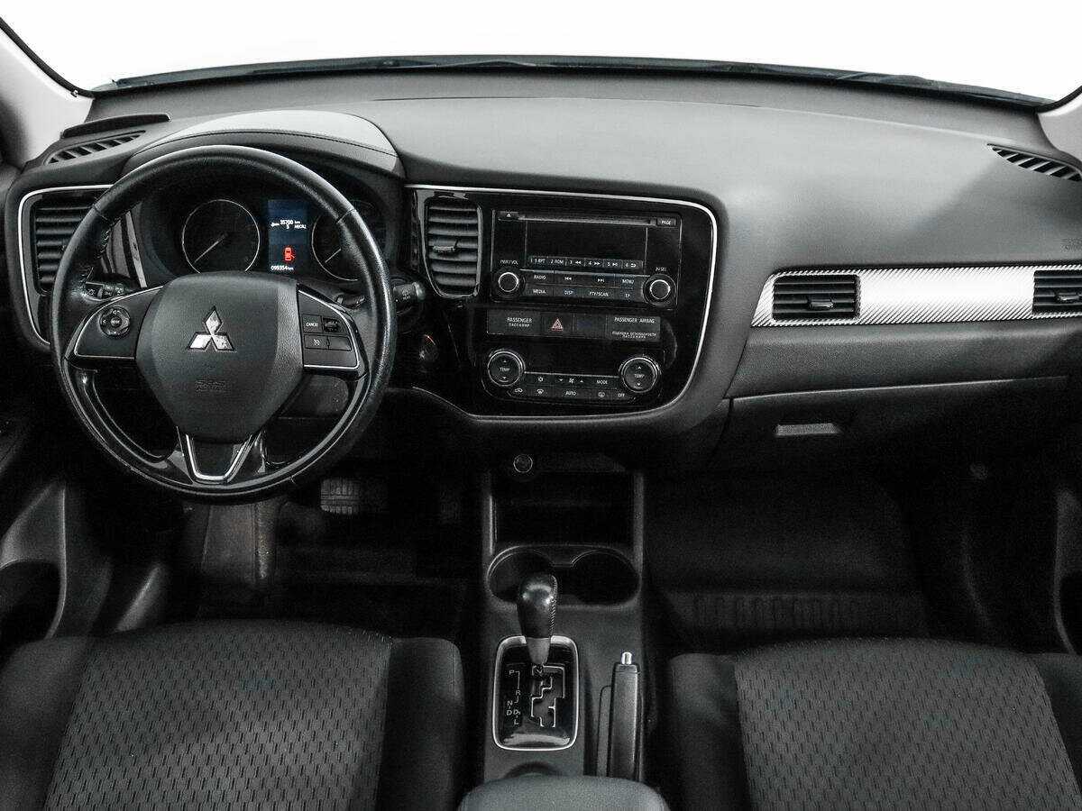 Mitsubishi Outlander 2015 года с пробегом. Фото: #11