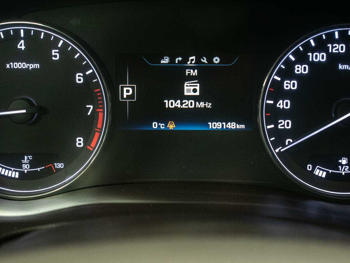 Hyundai Genesis 2015 года с пробегом. Фото: #11