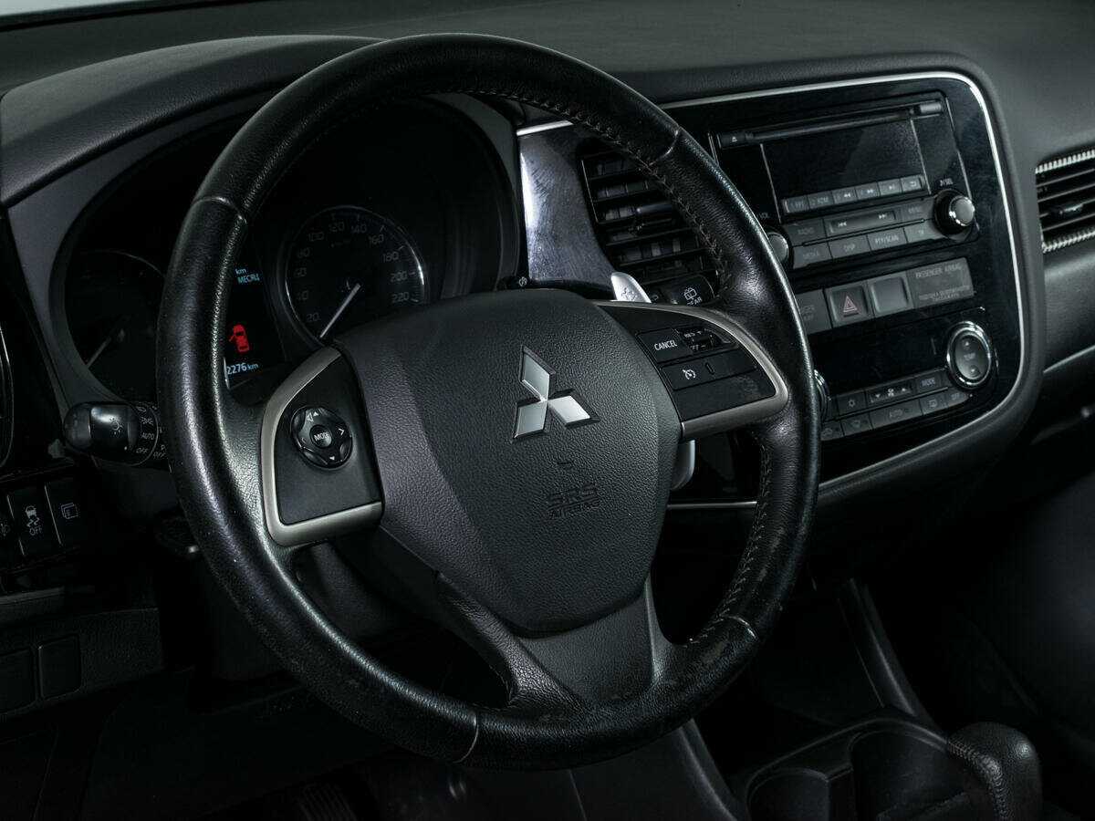 Mitsubishi Outlander 2012 года с пробегом. Фото: #14