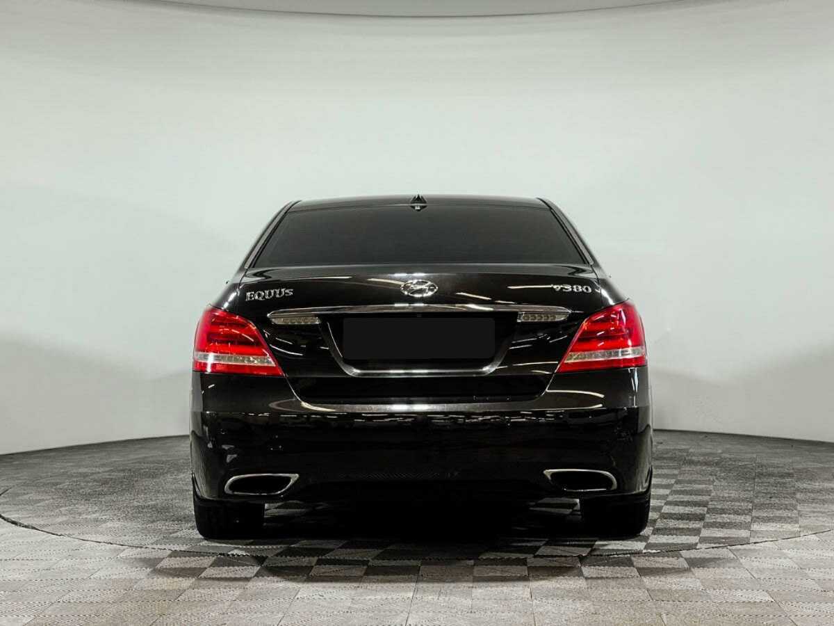 Hyundai Equus 2014 года с пробегом. Фото: #5