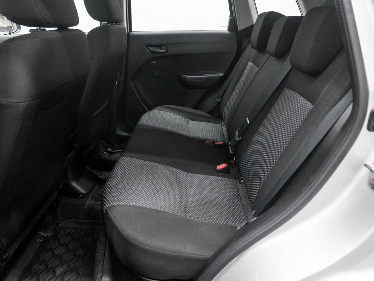 Suzuki Vitara 2020 года с пробегом. Фото: #11