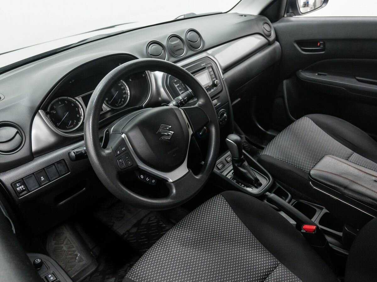 Suzuki Vitara 2020 года с пробегом. Фото: #12
