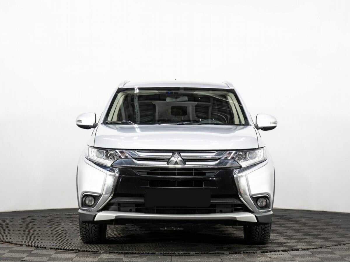 Mitsubishi Outlander 2016 года с пробегом. Фото: #1