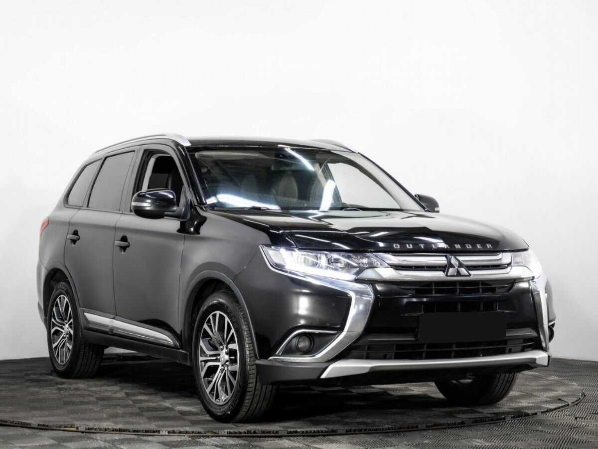 Mitsubishi Outlander 2017 года с пробегом. Фото: #2