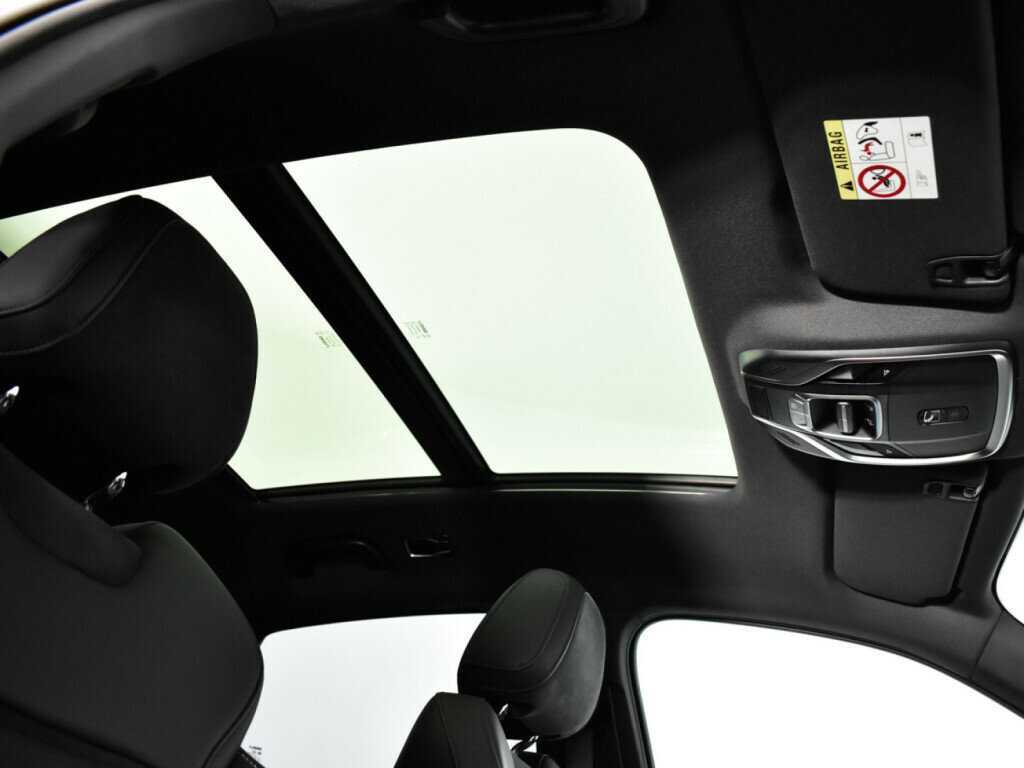 Geely Tugella 2023 года с пробегом. Фото: #12