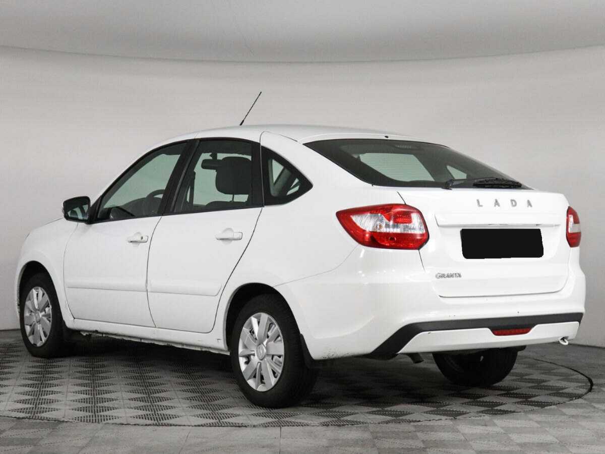 Б/У Лада (ВАЗ) Гранта 2018 года. Фото: #6