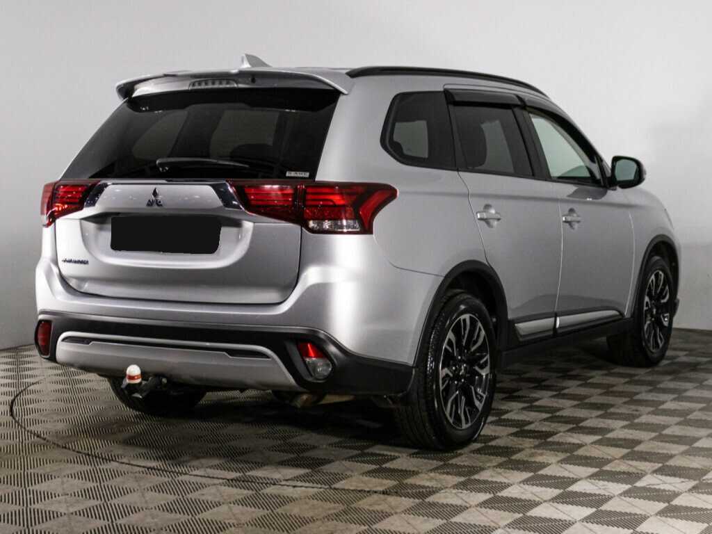 Mitsubishi Outlander 2021 года с пробегом. Фото: #4