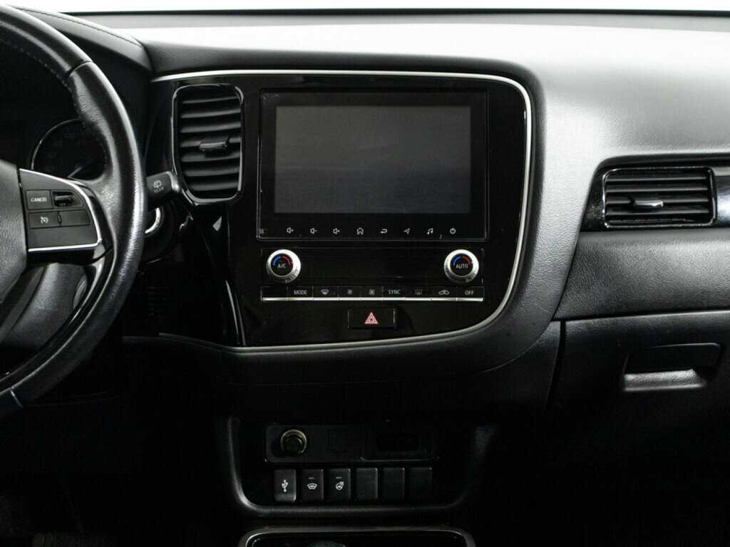 Mitsubishi Outlander 2021 года с пробегом. Фото: #13