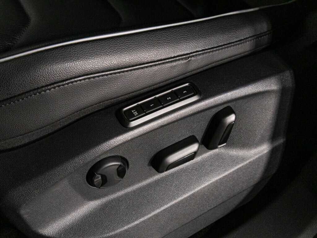 Volkswagen Tiguan 2020 года с пробегом. Фото: #19