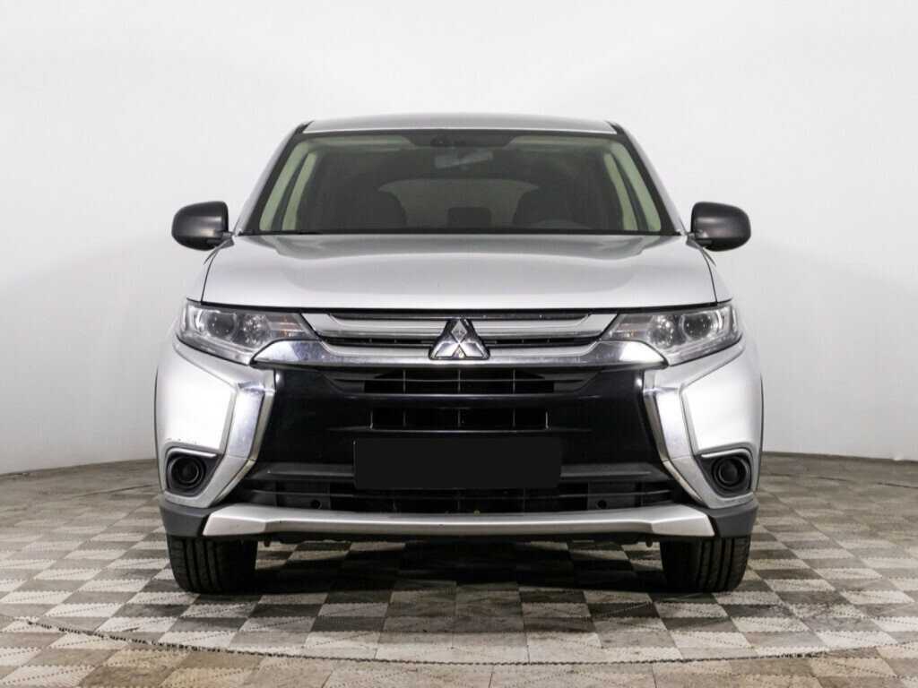 Mitsubishi Outlander 2018 года с пробегом. Фото: #1