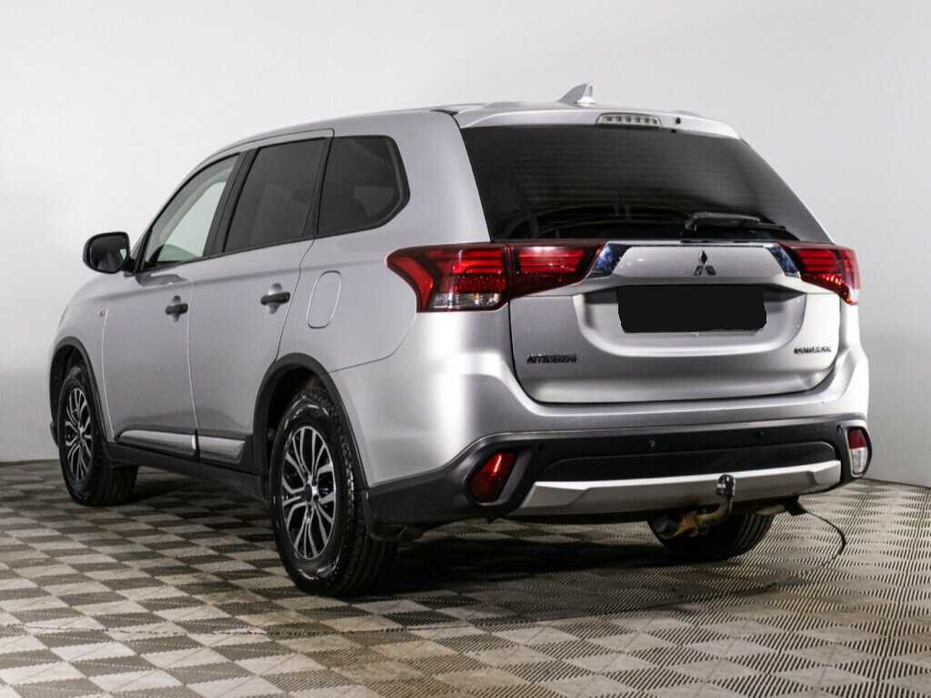 Mitsubishi Outlander 2018 года с пробегом. Фото: #5
