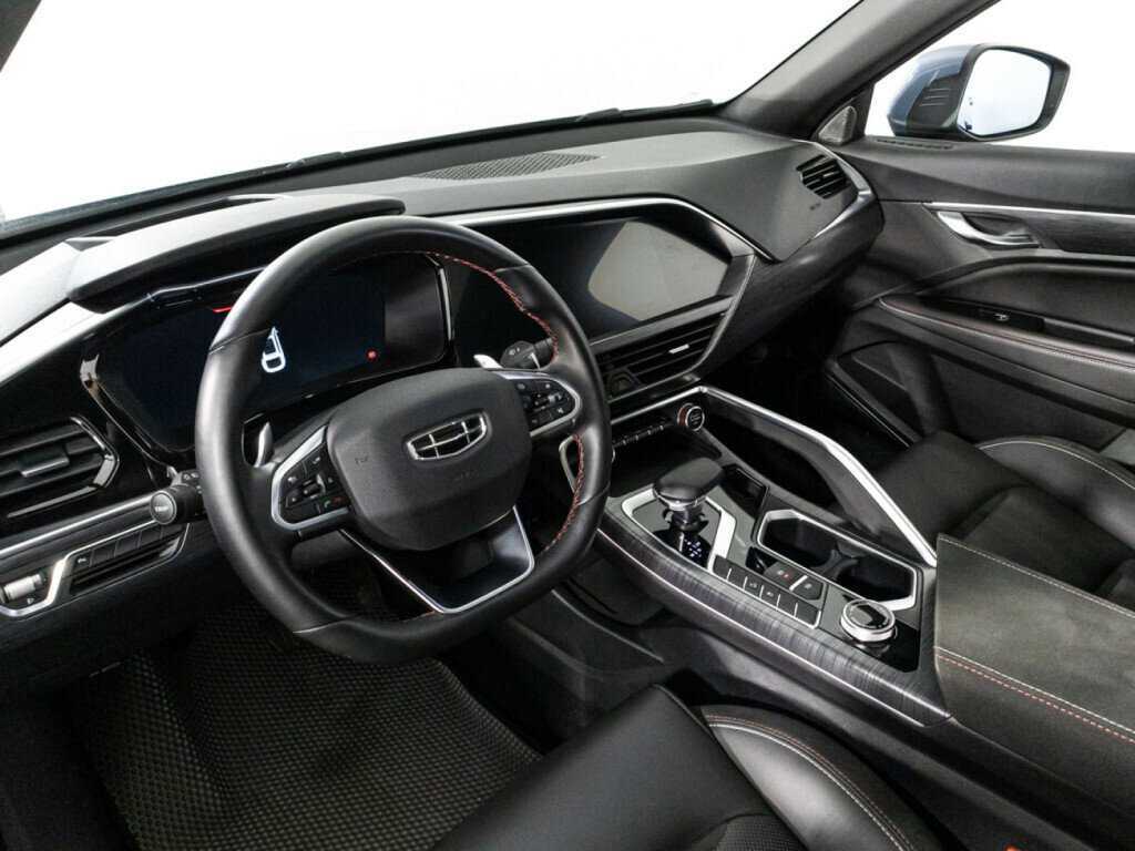 Geely Tugella 2022 года с пробегом. Фото: #10